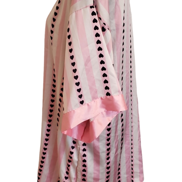 Victoria Secret Robe - Picture 3 of 7